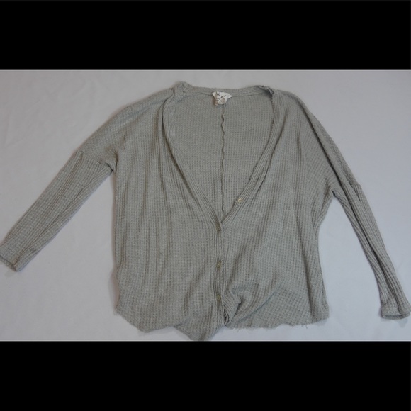 Distressed Top - Picture 3 of 3